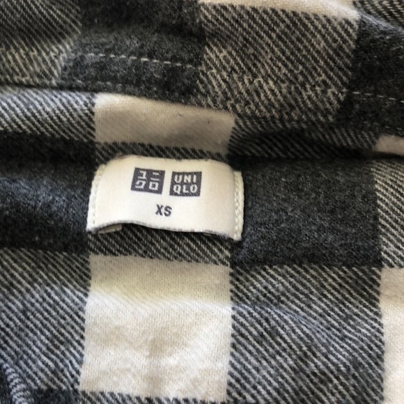 Uniqlo Flannel Shirt - Picture 3 of 6